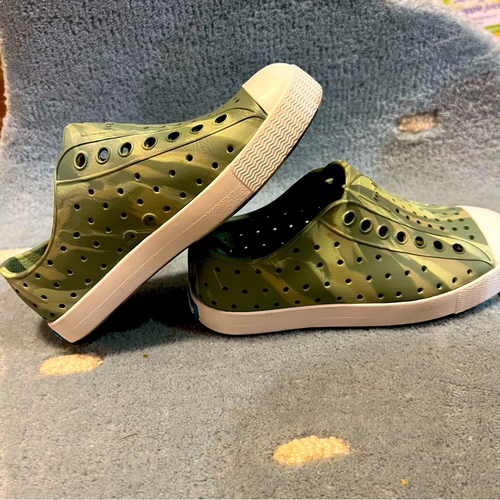 （New）Native Jefferson Kids Crocs-US 11/ 17.5cm-Green